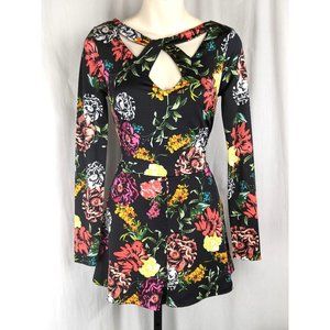 GUESS floral romper cut outs black XS